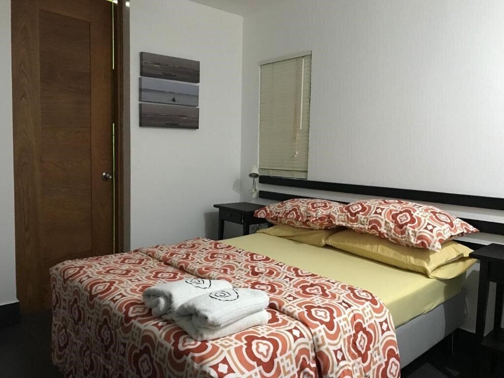 Фото Manaya Bed & Breakfast 2*